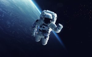 Space travel: what is H4CBD? Production, possible positive and side effects, H4CBD vs. CBD and product offerings